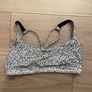 Lululemon Free to Be Bra